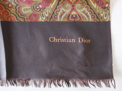 Christian DIOR
Paisley silk scarf in shades...