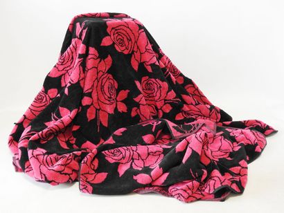 Yves SAINT LAURENT
Lot comprenant un grand...