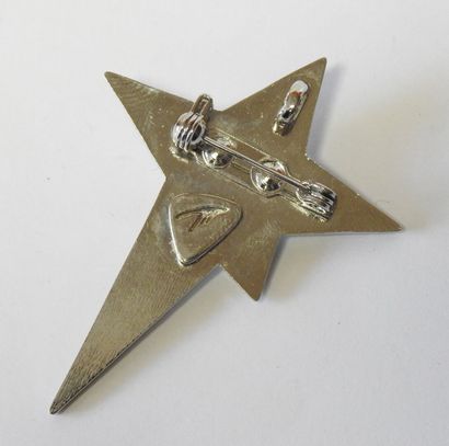 Thierry MUGLER
Silver-plated metal and resin...