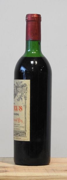 1 bottle
Château Petrus - Pomerol - 1971
Minor...