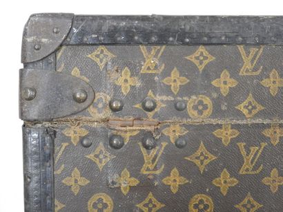 Louis VUITTON - 1 rue Sribe, Paris
Malle...