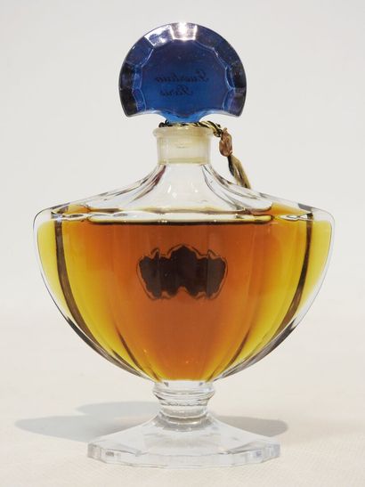 GUERLAIN - Paris
Bat-shaped crystal bottle.
Sealed...