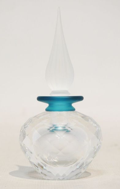SWAROVSKI
Blue-tinted translucent crystal...