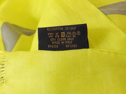 Louis VUITTON
Étole coton et soie monogrammée...