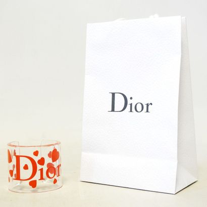 Christian DIOR
Manchette coeurs en ABS translucide...