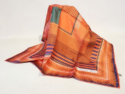 Christian DIOR
Silk square decorated with...