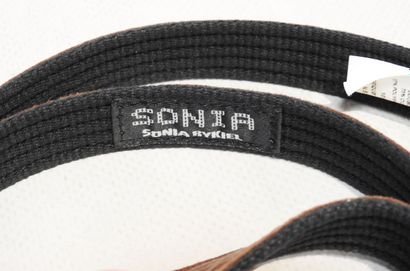 Sonia RYKIEL
Ceinture de dame en cuir vachette...