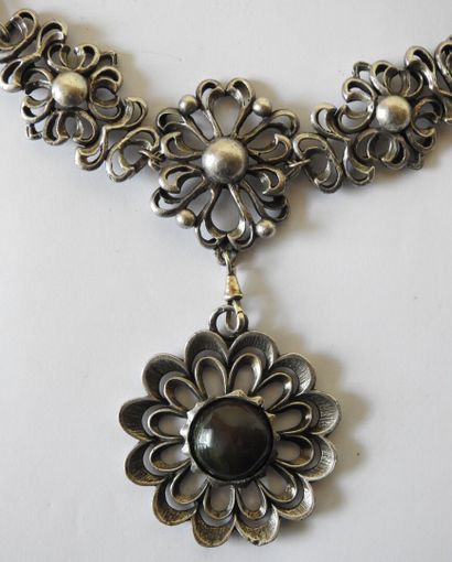 Metal necklace with openwork arabesque plaques,...
