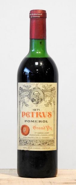 1 bottle
Château Petrus - Pomerol - 1971
Minor...
