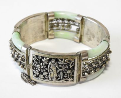 FAR EAST
Opening bracelet with low-title...