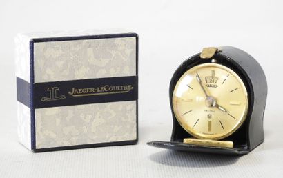JAEGER LE COULTRE
Réveil de voyage en métal...
