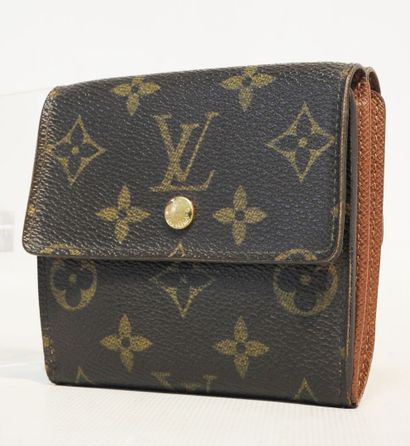 Louis VUITTON - Paris
Porte-monnaie en toile...