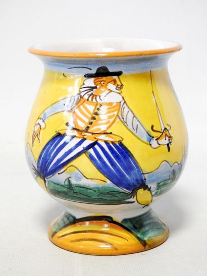 Christian DIOR
Vase en faïence dans le goût...