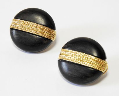 Yves SAINT-LAURENT - Collection
Pair of button...