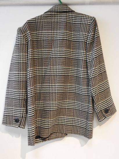 Yves SAINT-LAURENT Variation
100% wool two-pocket...