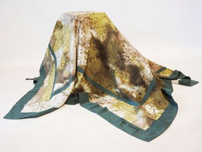 Pierre CARDIN
Silk square with lace pattern...