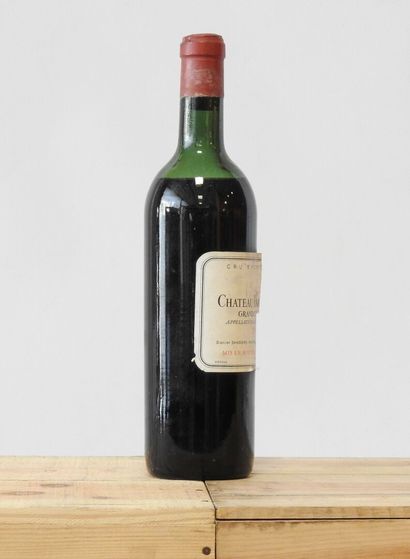 1 bottle
Château Haut-Bailly - Graves - 1967
Low...