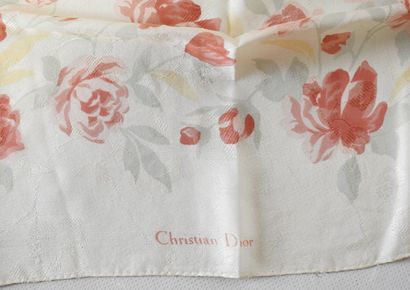 Christian DIOR
Écharpe en mousseline de soie,...