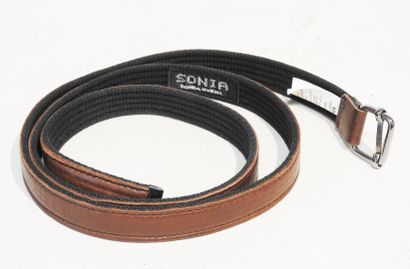 Sonia RYKIEL
Ceinture de dame en cuir vachette...