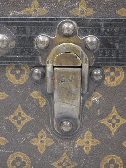 Louis VUITTON - 1 rue Sribe, Paris
Malle...