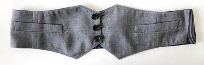 DIOR - Men
Grey cotton 3-button jacket belt.
L.:...