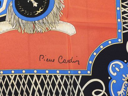 Pierre CARDIN
Foulard en soie à décor de...