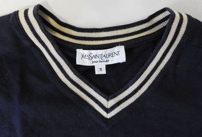 Yves SAINT-LAURENT pour Homme
Polo col en...