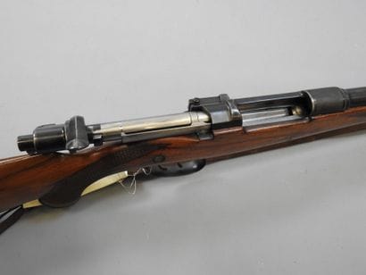 Carabine à verrou BRNO, calibre 8 X 60S....