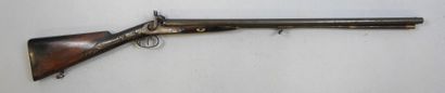 Fusil à chiens extérieurs, calibre 16. Marqué...