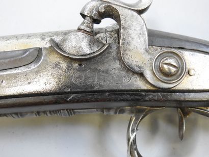Fusil à chiens extérieurs TONELE (à Agen),...
