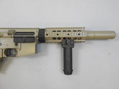 Réplique AIRSOFT AR 15 calibre 5,5mm à batterie...
