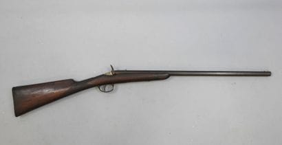 Fusil à percussion centrale et chien extérieur,...