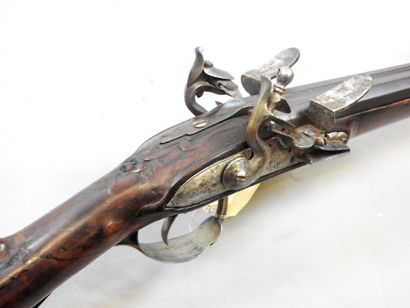 Fusil à silex XVIIIème siècle , calibre 28....