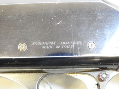 Fusil semi automatique FABARM (Brescia) modèle...