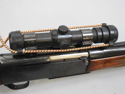 Carabine semi automatique BROWNING modèle...