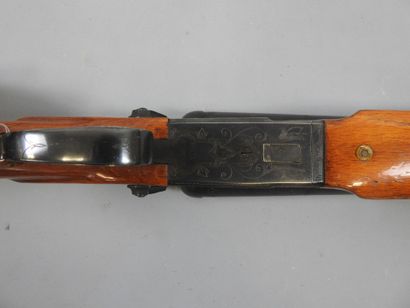 Fusil RUSSE modèle T03, calibre 12/70. Chiens...