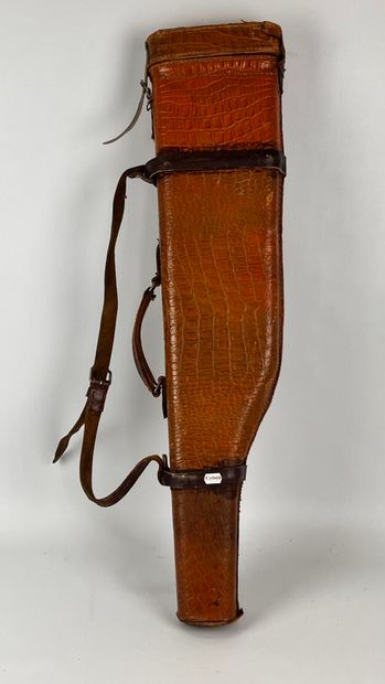 Etui jambon marron façon reptile. Long :...