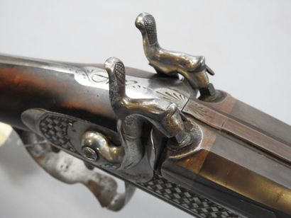 Fusil à chiens extérieurs, calibre 16. Canon...