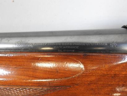 Fusil semi-automatique MANUFRANCE modèle...