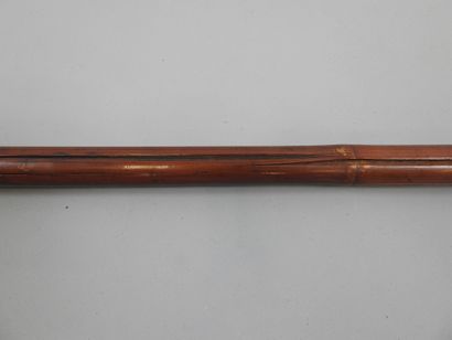 Canne fusil recouverte de bambou, calibre...