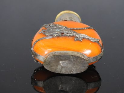 CHINA - 20th century
Metal-mounted orange...