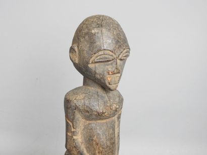 LOBI, Burkina Faso : Statuette BATEBA représentant...