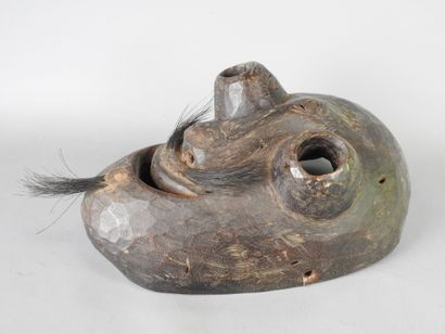 NEPAL 
Hardwood with dark patina
Rare mask...