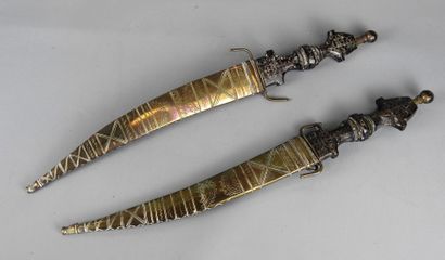 MAURES Mauritania
Two daggers and scabbards...