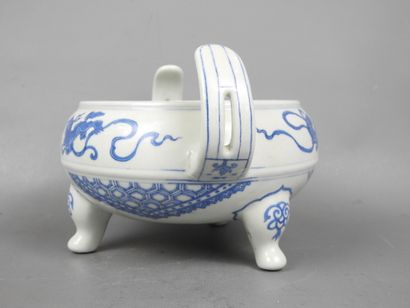 CHINA: Tripod perfume burner with two handles...