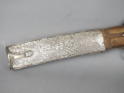 FOURREAU de sabre, âme en bois appliqué en...