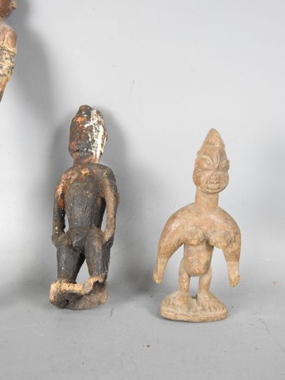 FON, Benin: Three statues including a VENAVI...