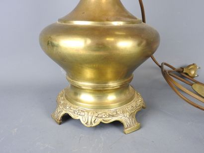 Baluster-shaped gilt-brass LAMP with partially...
