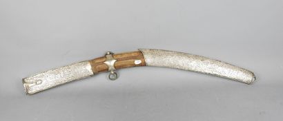 FOURREAU de sabre, âme en bois appliqué en...