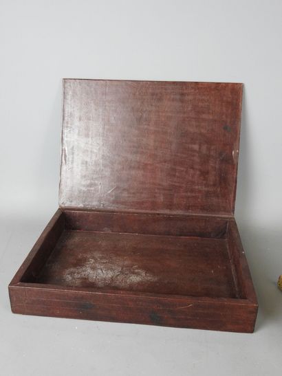 MAURITANIA: Wooden and leather jewelry box...